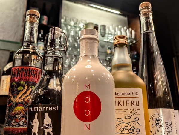 Tenmabashi, Tanimachi 4-chome, Osaka | Creative cuisine gettou(月盗)| Seat Reservation Only