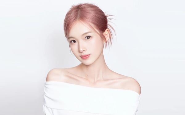 (Guaranteed Departure for Solo Traveler) Seoul, South Korea | Color diagnosis, Korean ID photo (including hair styling), Korean makeup experience | Sihyunhada