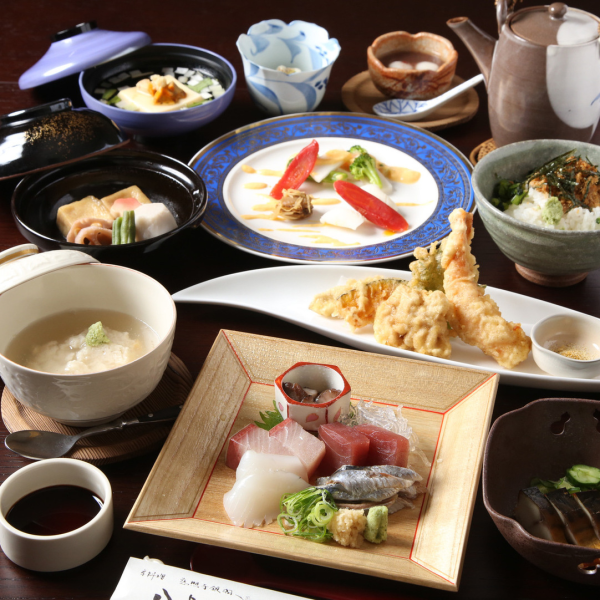 Kyoto Prefecture: Shimogamo Shrine, Kitashirakawa River, and Ginkakuji Temple | Hachi Yoshi | Seat Reservation Only