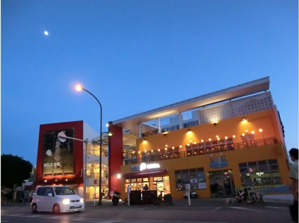 Video poster