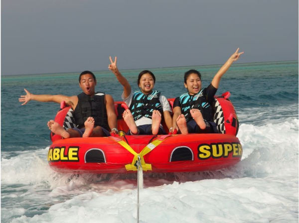 [Okinawa, Onna Village] Underwater boat walk & 2 types of marine sports set, includes GoPro camera and towel rental.