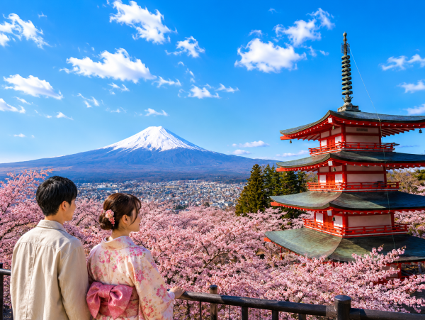 [Guaranteed Departure for Solo Traveler] Scenic Tour of Mt. Fuji | Arakurayama Sengen Park + Honmachi Street Shopping Street + Lake Kawaguchi + Oishi Park + Saiko Gassho-zukuri Village | Upgrade to Exclusive A5 Top-Grade Wagyu Beef "Kobe Beef"