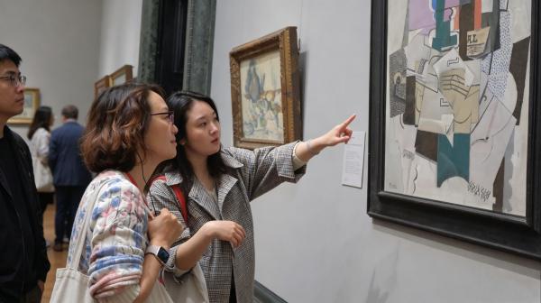 Guided tour in Chinese at the National Gallery, London | Top-tier guided tour team + newly upgraded itinerary + includes admission and headphones + 2/3 hour option