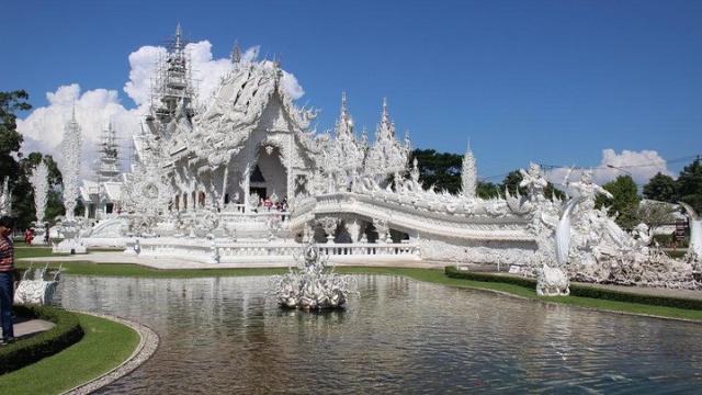 White Temple, Blue Temple & Black House in Chiang Rai  from Chiang Mai | Thailand