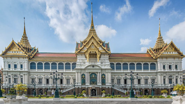 Private Charter: Day Tour of Bangkok, Pattaya, Ayutthaya & Hua Hin