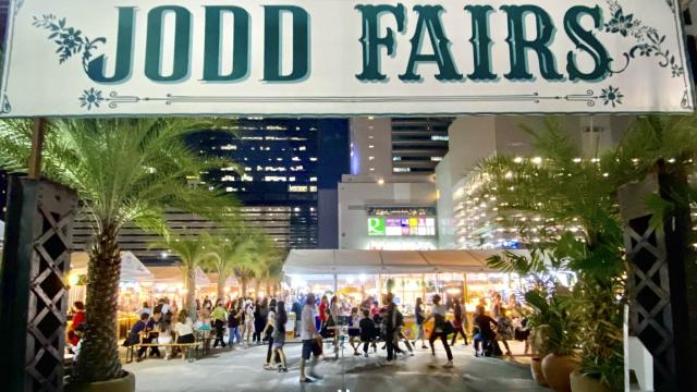 Jodd Fairs Night Market Guided Walking Tour | Bangkok