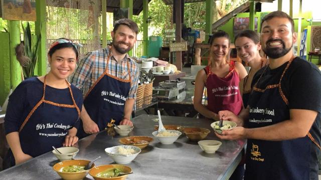 Ao Nang Thai Cookery School with Chef Ya | Krabi