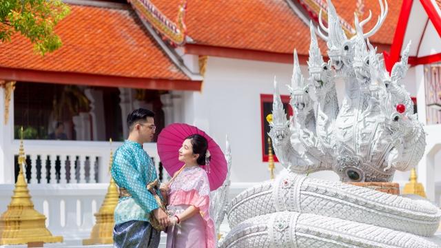 Chiang Mai Thai Costume Rental and Photoshoot by Love Season Studio | Thailand