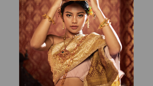 [Bangkok, Thailand] Empty-handed OK! Thai traditional costume shooting (including dressing and hair makeup) + with your favorite photo