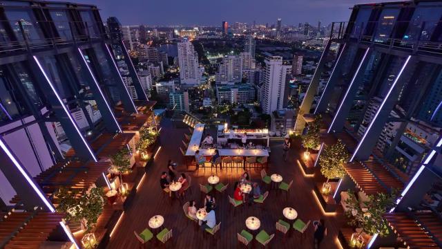 Spectrum Lounge & Bar Rooftop Drink at Hyatt Regency Bangkok Sukhumvit | Thailand