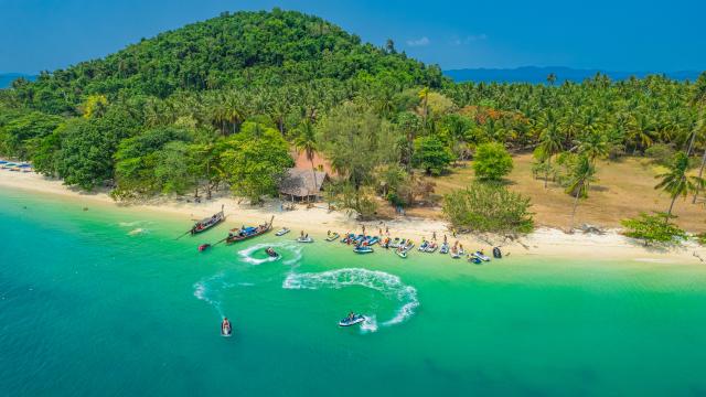 8 Islands Hopping Jet Ski Half Day Tour with Roundtrip Transfer | Phuket