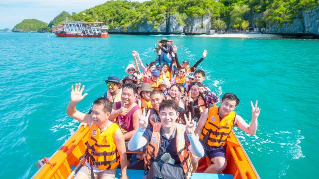 From Samui: Angthong National Marine Park by Big Boat with Lunch & Round-Trip Transfer | Thailand