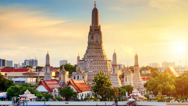 【Day Tour】Bangkok Damnoen Saduak Floating Market & Royal Palace & Temple Tour (Korean Guide)