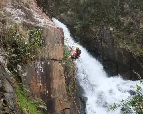 Tour Nửa Ngày Trải Nghiệm Vượt Thác Tại Đà Lạt