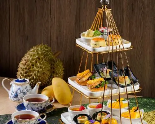 Tsim Sha Tsui | The Kowloon Hotel | Middle Row Bar | French Afternoon: Foie Gras, Desserts, and Sparkling Wine Trio Afternoon Tea | Classic English Afternoon Tea - A Reimagined Classic