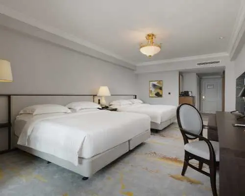 加购高铁75折起｜高雄汉来大饭店＆高铁来回车票｜高铁假期｜3/31前出发加码赠送VASO弘肉燥饭舖肉燥饭套餐乙份