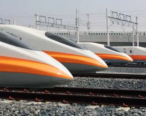 Purchase high-speed rail and Up to 25% Off ｜ Just Sleep Yilan Jiaoxi & high-speed rail round-trip ticket｜High-speed rail holiday｜Near Tangweigou Hot Spring Park