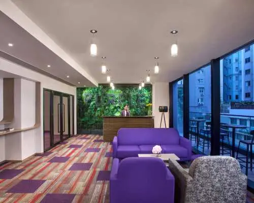 【台湾、韩国、东南亚独家优惠】香港紫酒店：住宿+禁鸭午餐2人套餐或华兴共享餐套餐| 2024 年酒店优惠