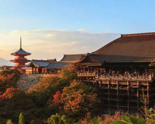 Osaka Kyoto Bus Tour (Korean Guide/Lunch Obanzai Buffet or Sukiyaki + Admission Ticket Included)