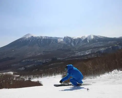Combined One-day Pass for Panorama Ski Resort and Shimokura Ski Resort (Valid for Next Day Use)