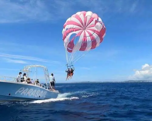 Superb view sound parasailing experience Fun for children and adults! Selectable height 60m / 120m / 200m (Okinawa Ginowan / Parasailing)