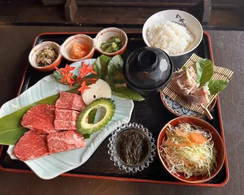 沖繩美食｜石垣牛專門店 燒肉KINJO金城｜特別和牛套餐 & 石垣和牛放題吃到飽