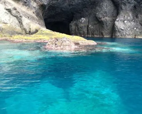 [Hokkaido/Otaru] Blue Cave Luxury Cruise | Go on a cruiser for a little rich cruising!