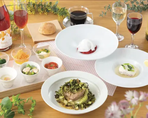 【西日本鉄道】食の観光列車「THE RAIL KITCHEN CHIKUGO」 地域の食を楽しむ | 福岡発