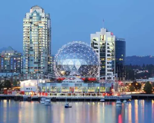 Special offer｜ [Exclusive private charter car] Customized private charter car one-day tour of Vancouver, Canada with Chinese-speaking driver