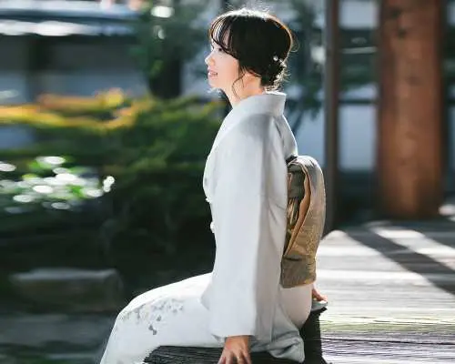 "Rakua Wearing" Kyoto high-end kimono experience｜Visit kimono hakama couples plan