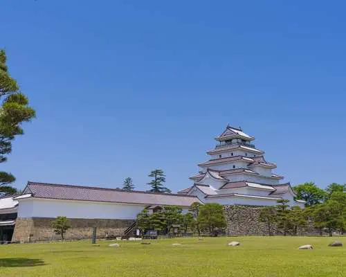日本东北两日游｜上杉神社＆里磐梯五色沼＆桧原湖＆大内宿＆只见线＆会津荣螺堂｜仙台出发