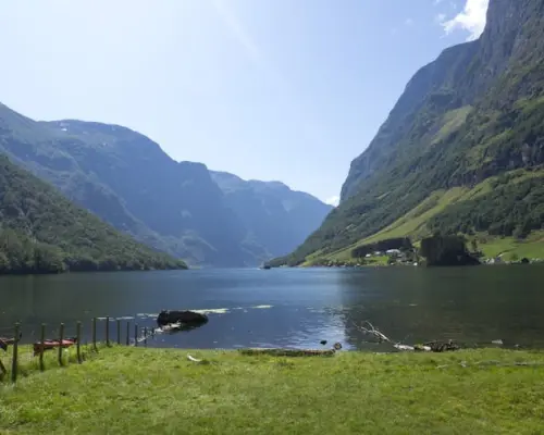 Guided sea kayak experience in the Nærøyfjord