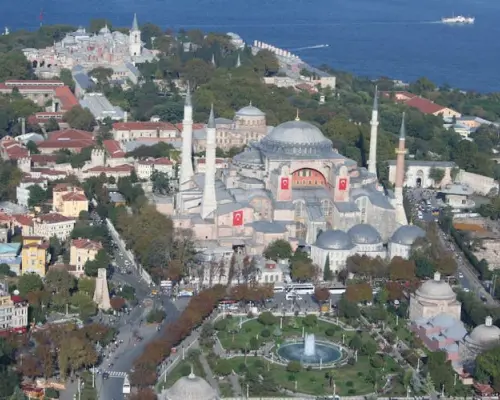 免排隊聖索菲亞大教堂和大巴扎之旅