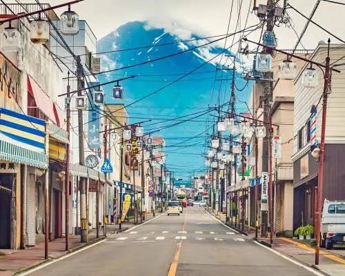 [One-Day Tour of Popular Spots at Mt. Fuji] Mt. Fuji 5th Station, Lake Kawaguchi, Fujihonmachi Street, Oshino Hakkai (Departing from Tokyo)