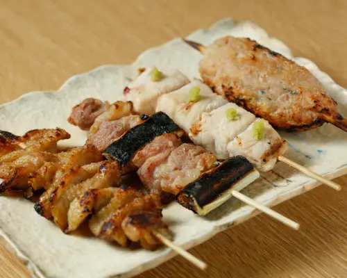 东京新宿 | 鸡肉料理Koyoi Sumibiyaki To Shunsai（KOYOI 炭火焼と旬菜）|仅座位预定
