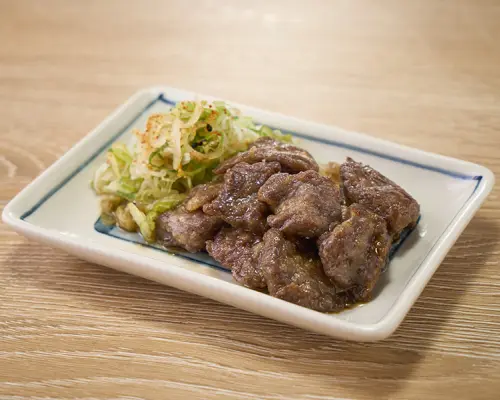 Shinjuku, Tokyo | Kushiyaki Tengu Sakaba（テング酒場 新宿南口店） |