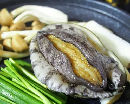 东京滨松町芝公园 | 烤鸡肉串金枪鱼总本家（金枪鱼总本家滨松町店）|仅座位预定