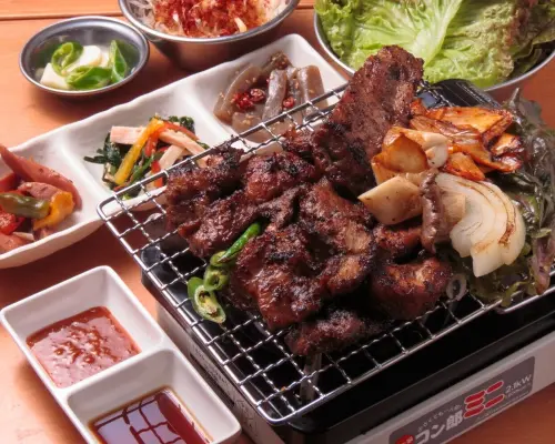 Tokyo Okubo/Shin-Okubo | Yakiniku Shinokubo Hàn Quốc Yokocho Hangang no Kiseki (Shin-Okubo Hàn Quốc Yokocho, Phép Chỉ đặt chỗ trên sông Hàn) |