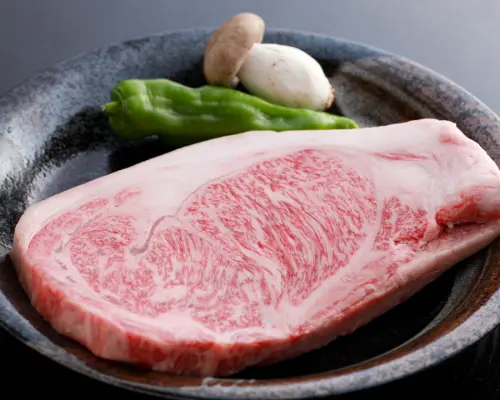 沖繩縣、沖繩縣政府辦公區 | 紅酒吧Mahoroba Teppan（mahoroba 鉄板 沖縄）|僅座位預定