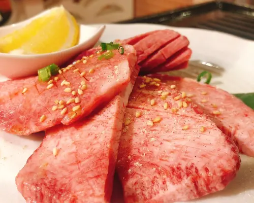 จังหวัดโอกินาว่า บริเวณสำนักงานจังหวัดโอกินาว่า | ยากินิกุ Yakiniku Orion（焼肉 オリオン） |
