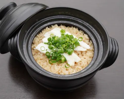 Nakasu, Fukuoka Prefecture | Seafood Donabe Taki Gohan Asahi (Clay Pot Taki Gohan Asahi) | Seat Reservation Only