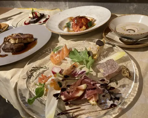 Hyogo Prefecture Motomachi / Harborland area | BISTRO On-y-va（ビストロ オニバ）| Seat Reservation Only