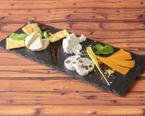 Nara Prefecture, Nara/Saidaiji area | Izakaya Cheese to Roast Beef no Senmon Ten Asuroku（チーズとローストビーフの専門店ASUROKU 大和西大寺店）| Seat Reservation Only