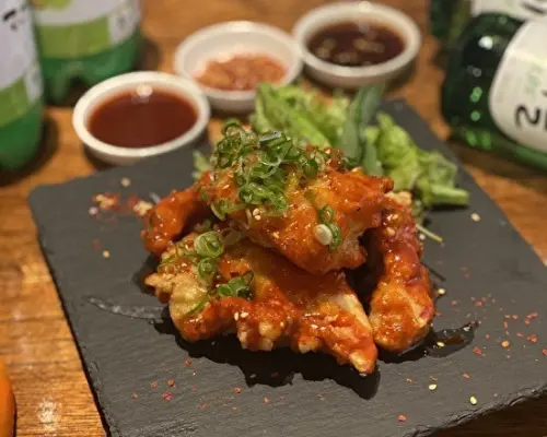 Quận Osaka Ga Osaka, Umeda, Shinchi Tiếng Hàn Baru Ichisan (chi Chỉ đặt chỗ Kan Baru Ichisan Umeda Higashi-dori) |