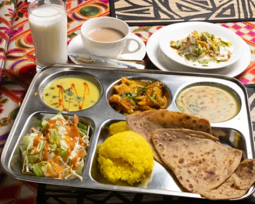 Osaka Prefecture, Shin-Osaka Station area | Curry KHAZANA（カジャナ 東三国支店）| Seat Reservation Only