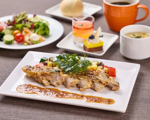 Minato Mirai, Kanagawa Prefecture | Bistro China ENCORE（Bistro China ENCORE）| Seat Reservation Only