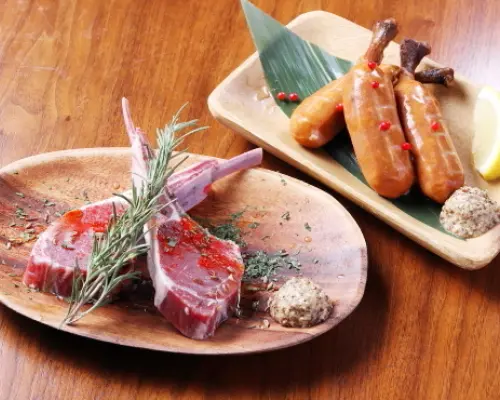 Chuo-ku, Chiba Prefecture | Dining Bar Wagyu Niku Bar LUANA Hawaiian Style (Wagyu Niku Bar LUANA Hawaiian Style) | Seat Reservation Only
