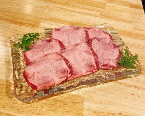 千叶县市川 | 荷尔蒙牛肉铃木 |仅座位预定