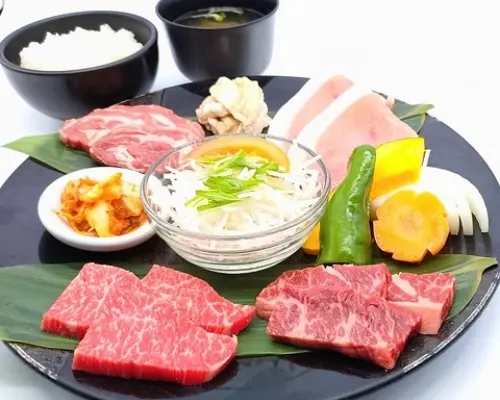 北海道札幌白石區 | 牛排肉之割烹調村（肉之割肉田村菊水元町店）|僅座位預定