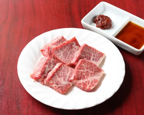 사이타마현 가와구치/하토가야 | 이자카야 야키니쿠 호루몬 산미(구운 고기와 호루몬 사미) ​​| 좌석 예약 전용